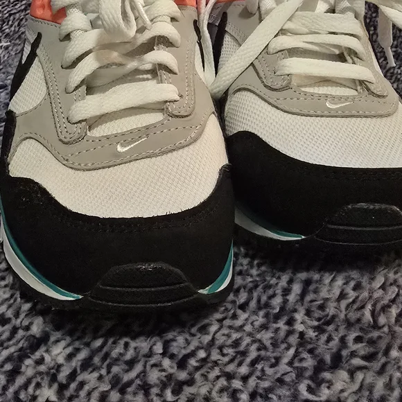 Nike Air Max Sneakers in Black and White - Picture 8 of 10